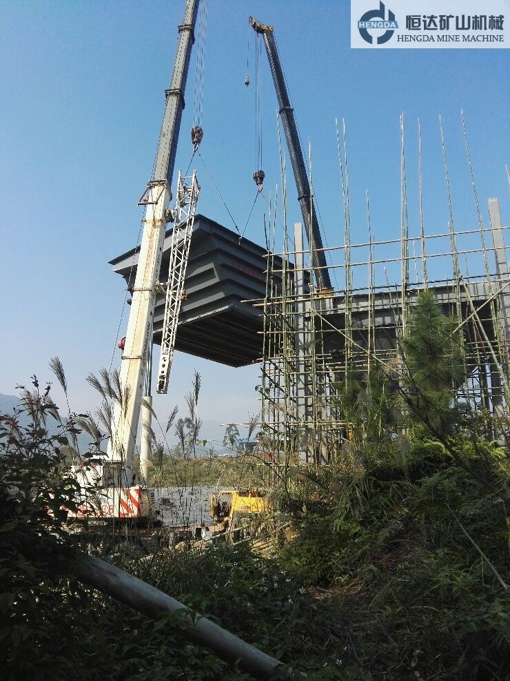 廣東韶關(guān)ZPG40-8盤式真空過(guò)濾機(jī)500平米濃縮機(jī)施工現(xiàn)場(chǎng)