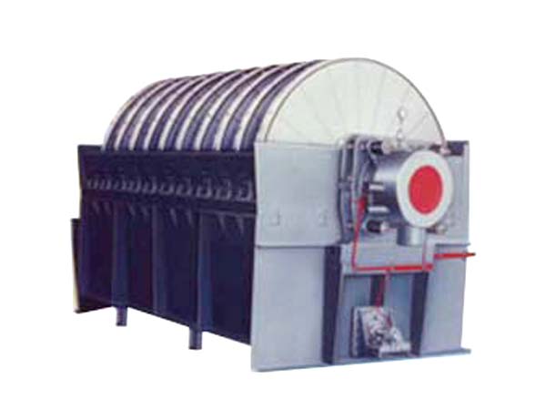 盤式過濾機(jī)泵內(nèi)的循環(huán)水運(yùn)行時(shí)間以適量為宜若還需使用則要更換